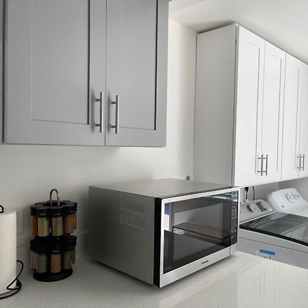 New Spacious House In Anaheim Near Disneyland-Knott In Without Backyard In The Same Lot Of 3 Separate Properties Luaran gambar